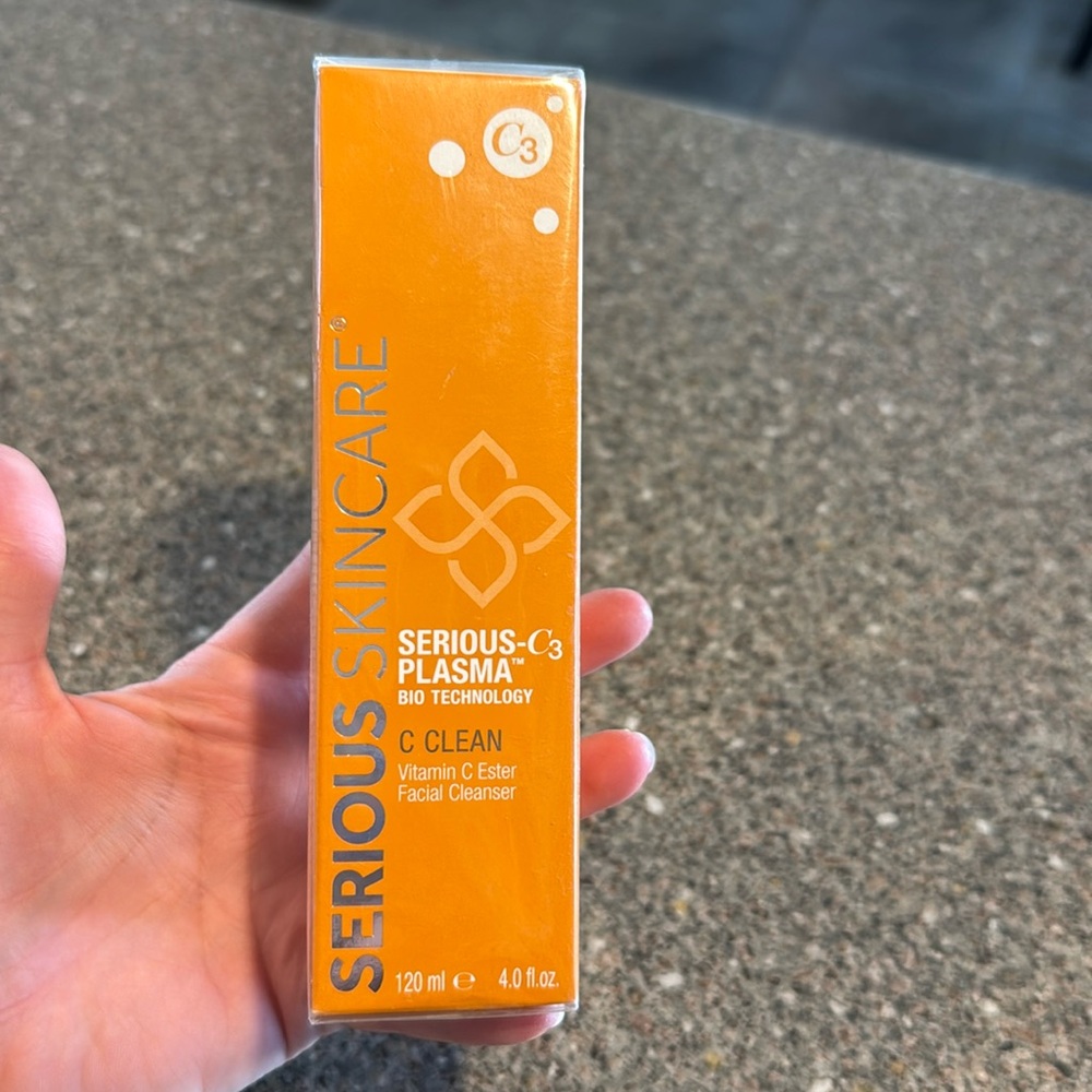 Serious skincare c clean cleanser